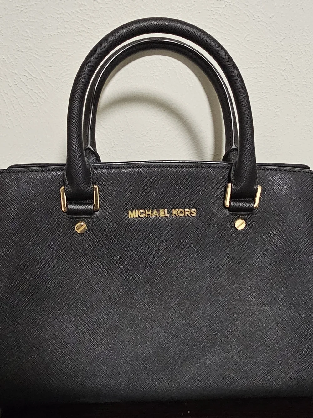 Michael Kors Selma Medium Saffiano Leather Satchel - Black (with Strap)
